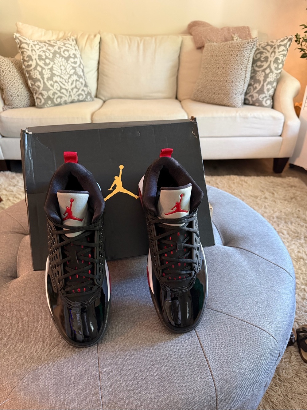 Jordan Men's Black and Red Basketball Sneakers